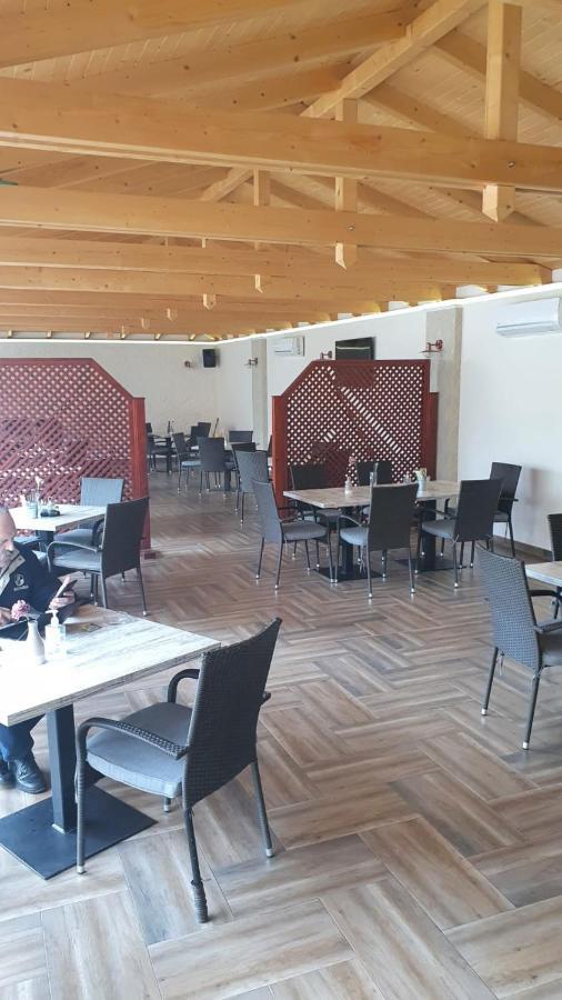 Pensiune Restaurant Ovidiu Valea lui Mihai Luaran gambar