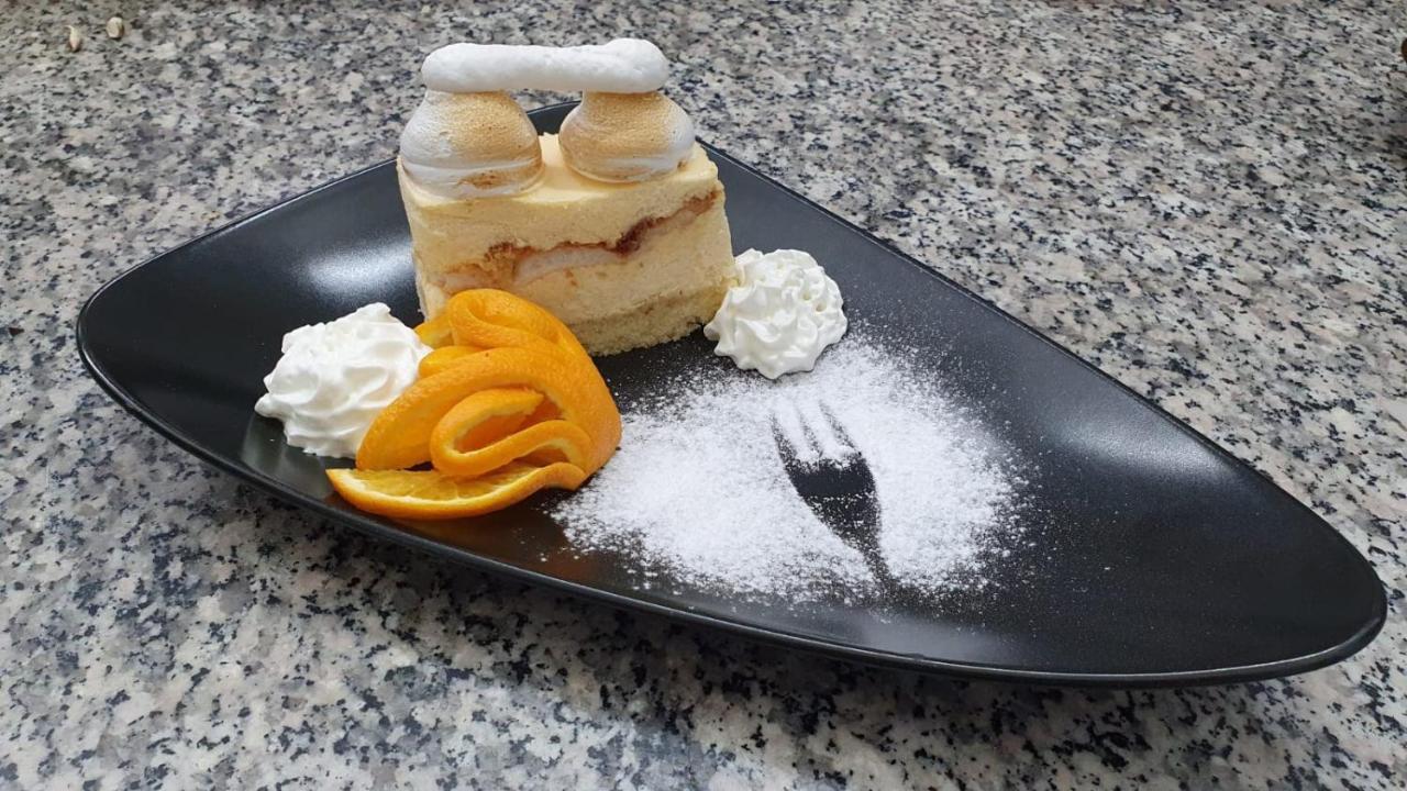 Pensiune Restaurant Ovidiu Valea lui Mihai Luaran gambar