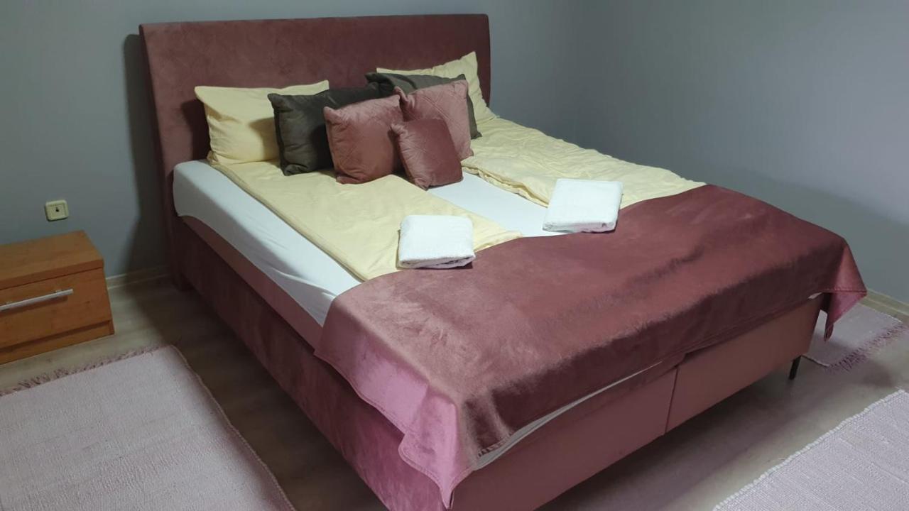 Pensiune Restaurant Ovidiu Valea lui Mihai Luaran gambar
